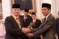 Presiden FIFA Terima Tanda Bintang Jasa