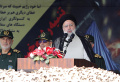 presiden-iran-ebrahim-raisi-hadiri-hut-kemiliteran_20240417_223452.jpg