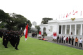 presiden-joko-widodo-lepas-kontingen-olimpiade-2024_20240710_185150.jpg