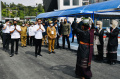 Presiden Jokowi Disambut Prosesi Adat Batak di Kabupaten Toba
