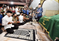 Presiden Jokowi Melayat Buya Syafii di Masjid Gede Kauman
