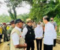 Presiden Jokowi Meninjau Langsung Lokasi Gempa Bumi Cianjur