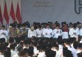 presiden-jokowi-pimpin-apel-hari-santri-2023-di-tugu-pahlawan-su_20231023_103901.jpg