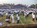 presiden-jokowi-pimpin-apel-hari-santri-2023-di-tugu-pahlawan-su_20231023_104248.jpg