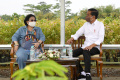 presiden-jokowi-tinjau-persemaian-modern-rumpin-bersama-megawati_20220311_211850.jpg