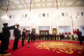 presiden-lantik-sembilan-anggota-kppu_20240118_172142.jpg