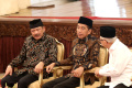 presiden-serahkan-zakat-ke-baznas_20240313_180502.jpg