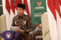 presiden-serahkan-zakat-ke-baznas_20240313_180603.jpg