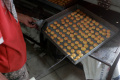 Produksi Kue Kering Jelang Lebaran