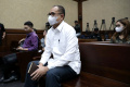 rafael-alun-dituntut-14-tahun-penjara_20231211_183822.jpg