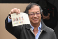 Rakyat Kolombia Sambut Gustavo Petro Sebagai Presiden