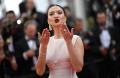 raline-shah-hadir-di-festival-film-cannes-ke-75_20220601_190643.jpg