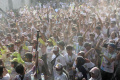 ratusan-peserta-color-run-warnai-hut-ke-18-icm_20240429_220543.jpg