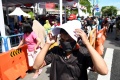 Ratusan Warga Surabaya Ikuti Rapid Test dan Swab Test Massal