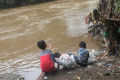 rencana-normalisasi-ciliwung-sepanjang-17-kilometer_20231215_175559.jpg