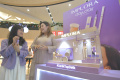 Replika Kemasan Lipstik Terbesar Implora Raih Rekor Muri