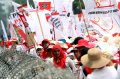 ribuan-bidan-ptt-gelar-aksi-di-depan-istana_20150928_161739.jpg
