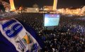 Ribuan Bobotoh Nobar Final Piala Presiden di Alun-Alun Bandung