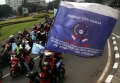 ribuan-buruh-turun-kejalan-peringati-may-day-2016_20160503_105313.jpg