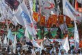 Ribuan Buruh Turun Kejalan Peringati May Day 2016