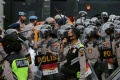 Ribuan Demonstran Tuntut Pencabutan UU Cipta Kerja