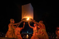 Ribuan Lampion Hiasi Langit Candi Borobudur