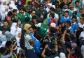 ribuan-orang-ikuti-jalan-sehat-hari-santri_20231021_102904.jpg