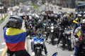 Ribuan Pengendara Motor Protes Pembatasan Mobilitas di Kolombia