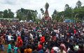 ribuan-warga-berebut-durian-saat-kenduren-wonosalam_20230305_170622.jpg