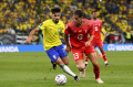 Ricardo Rodriguez Hadang Lucas Paqueta