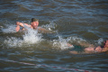 Ritual Berenang di Air Dingin Umat Ortodoks Serbia