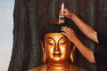 Ritual Memandikan Patung Dewa di Wihara Amurva Bhumi