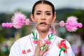 Ritual Tusuk Pipi pada Festival Vegetarian di Thailand