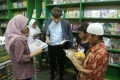 Roy Kiyoshi Berbagi dengan Anak Yatim