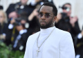 rumah-musisi-as-sean-diddy-digerebek-polisi_20240327_103535.jpg