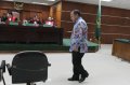 Rusli Sibua Jalani Sidang Putusan Sela
