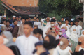 Salat Idul Fitri 1443 H di Depan Gereja Koinonia Jatinegara