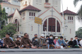 Salat Idul Fitri 1443 H di Depan Gereja Koinonia Jatinegara
