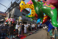salat-idul-fitri-1445-h-di-depan-gereja-koinonia-jatinegara_20240410_092933.jpg