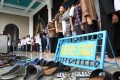 Salat Jumat di Masjid Al Akbar Pakai Masker dan Dibatasi Jarak 1 Meter