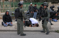 salat-tarawih-di-masjid-al-aqsa-dibayangi-dan-dibatasi-israel_20240311_202416.jpg