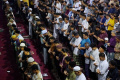 salat-tarawih-perdana-di-masjid-raya-bandung_20240312_062633.jpg