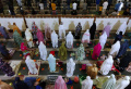 Salat Tarawih Pertama di Masjid Pusdai Jabar