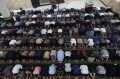 Warga Muhammadiyah Salat Tarawih Pertama Ramadan 1445 H