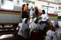 Sambut Hari Anak Nasional, Siswa SD Tour Stasiun KRL