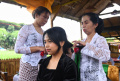 sambut-hari-ibu-di-kampung-budaya-polowijen_20231216_205047.jpg