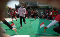 Sambut HUT RI Ke-76 Lomba Memasukan Bendera Merah-Putih di Dalam