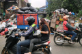 sampah-di-tps-pasar-ancol-menumpuk_20230823_204856.jpg