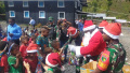 Santa Claus Kodim 1714/Puncak Jaya Berbagi Kado Natal
