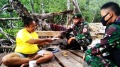 Satgas Pamtas RI-PNG Yonif 413 Kostrad Gelar Pengobatan Keliling